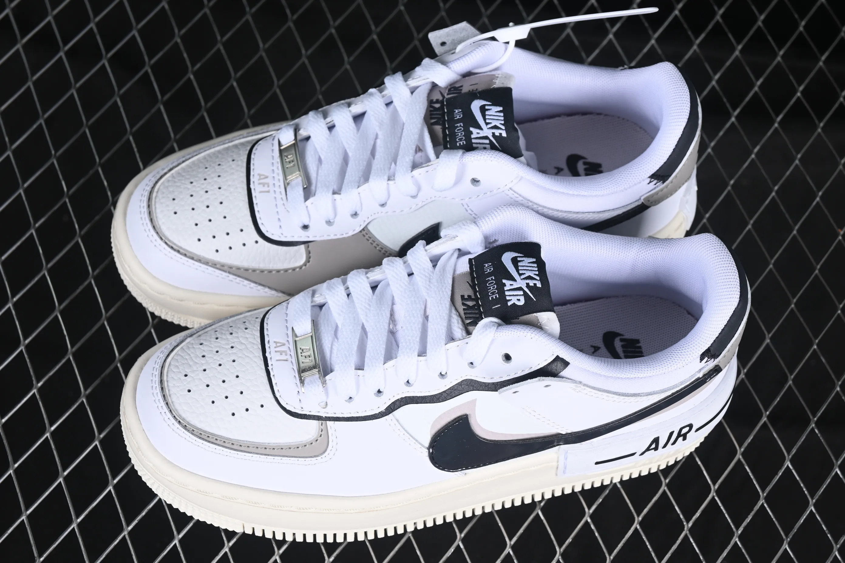 All Categories Nk Air Force 1 Air Force Series Nk Air Force 1 Shadow Air Force Lightweight Increase Nk Air Force 1 Shadow Air Force One Lightweight Increase Low-top Versatile Sneakers DZ1847-110